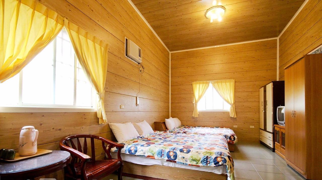 Sun Moon Lake Wild Flower Bed & Breakfast Yuchi Exterior photo