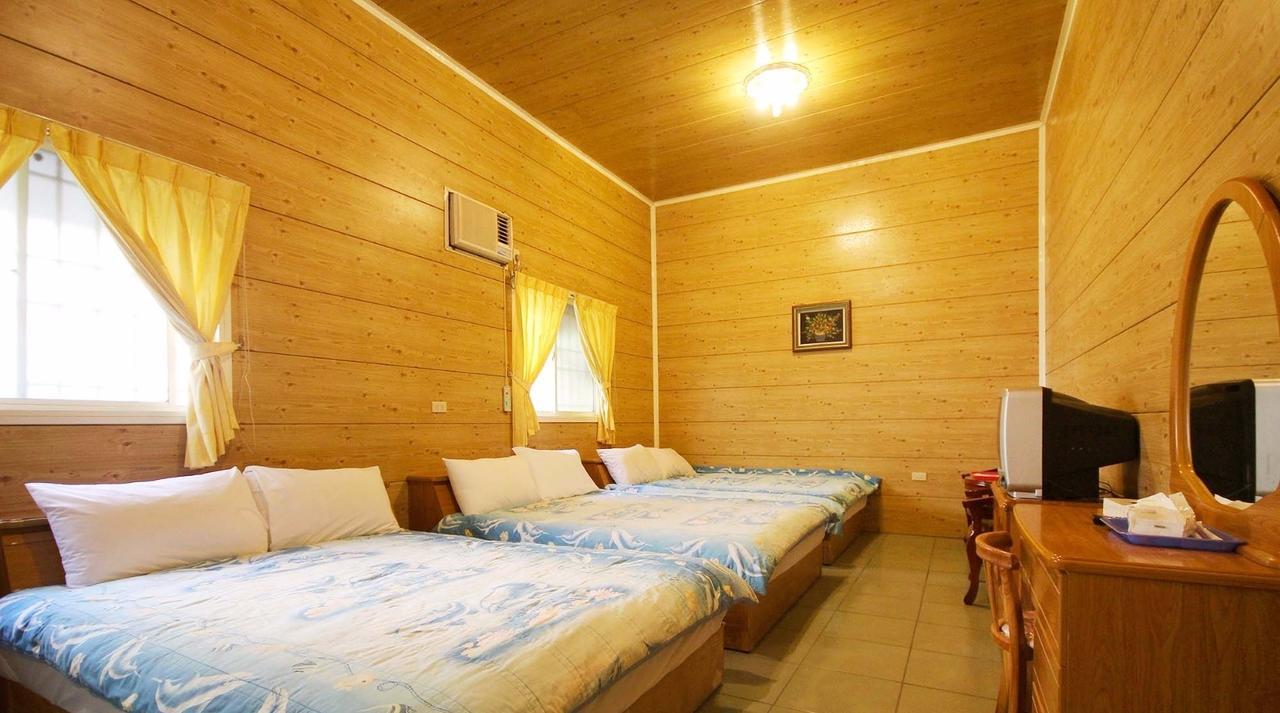 Sun Moon Lake Wild Flower Bed & Breakfast Yuchi Exterior photo